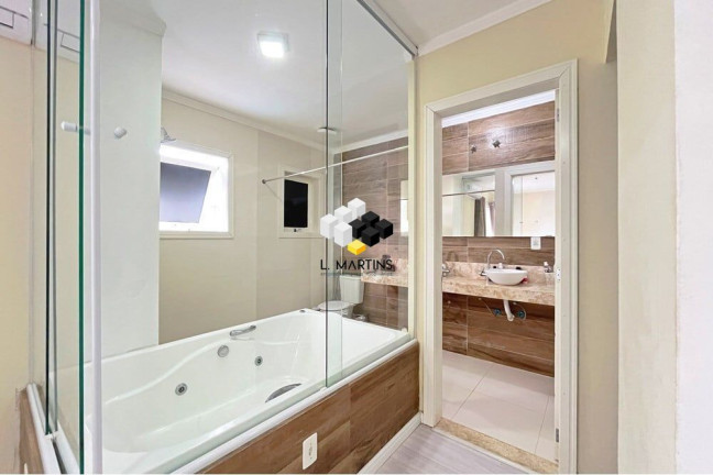 Imagem Casa com 1 Quarto à Venda, 210 m² em Hípica - Porto Alegre Imagem Casa com 1 Quarto à Venda, 210 m² em Hípica - Porto Alegre