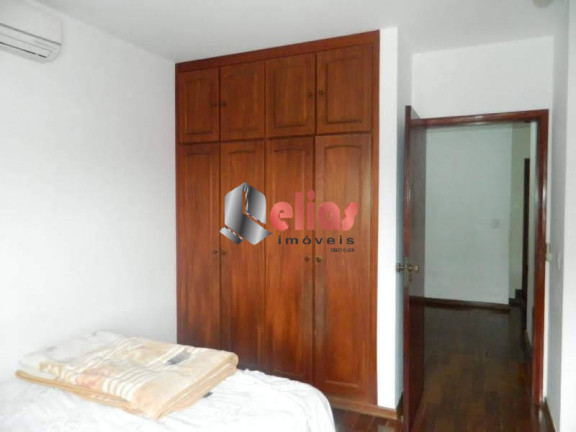 Imagem Casa com 3 Quartos à Venda, 242 m² em Vila Camargo - Bauru Imagem Casa com 3 Quartos à Venda, 242 m² em Vila Camargo - Bauru