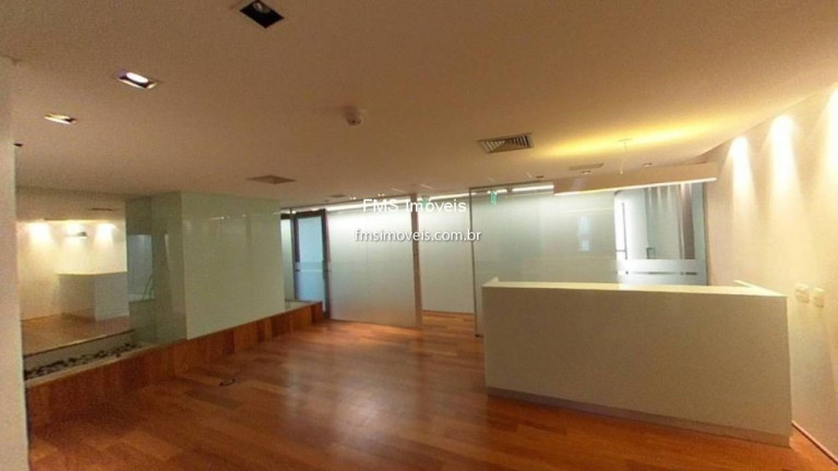 Sala Comercial para Alugar, 1.000 m² em Bela Vista - São Paulo