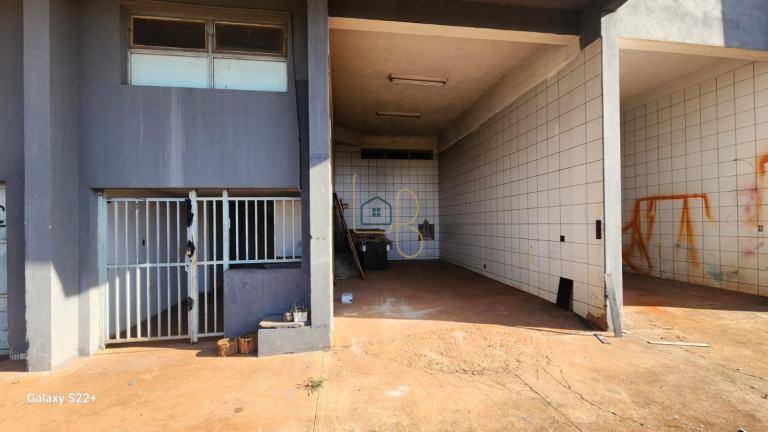 Imagem Galpão à Venda, 2.700 m² em Jardim Tarobá - Cambé