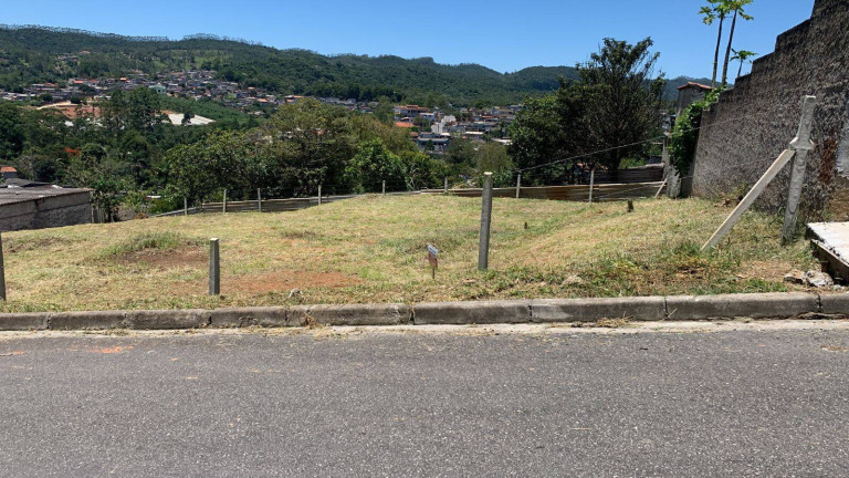 Terreno à Venda, 734 m² em Jardim Jungers - Cruz Das Almas - Biritiba Mirim