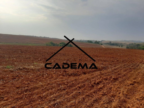 Fazenda à Venda, 57 m² em Area Rural - Itapira
