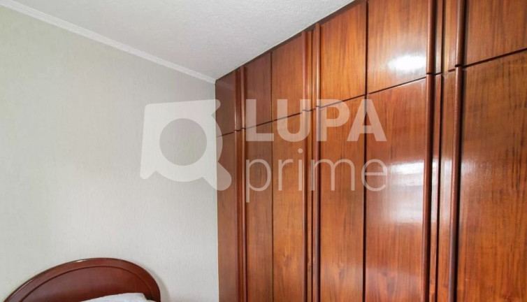 Imagem Casa com 5 Quartos à Venda, 182 m² em Jardim Guanca - São Paulo