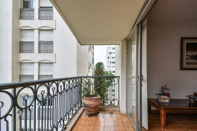 Imagem Apartamento com 3 Quartos à Venda, 135 m² em Moema - São Paulo Imagem Apartamento com 3 Quartos à Venda, 135 m² em Moema - São Paulo