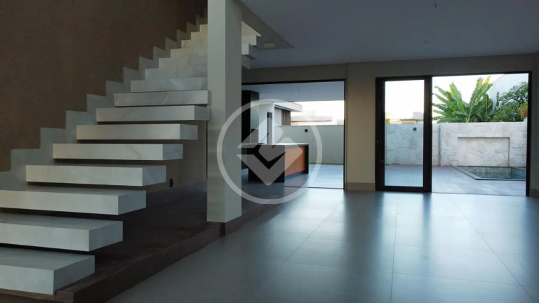 Imagem Casa com 3 Quartos à Venda, 320 m² em Residencial Goiânia Golfe Clube - Goiânia Imagem Casa com 3 Quartos à Venda, 320 m² em Residencial Goiânia Golfe Clube - Goiânia