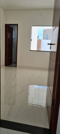 Imagem Casa com 2 Quartos à Venda, 160 m² em Conceição - Feira De Santana
