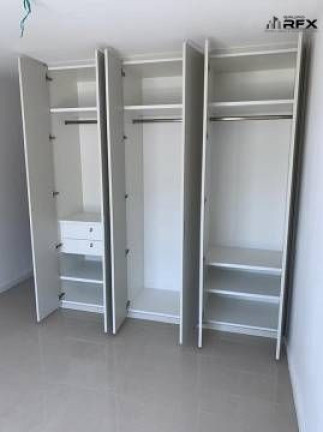 Imagem Apartamento com 4 Quartos à Venda, 239 m² em Charitas - Niterói