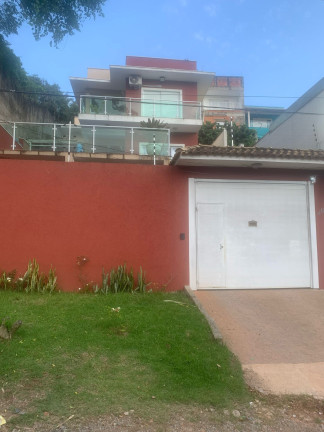 Casa com 3 Quartos à Venda,  em Parque Rincão - Cotia