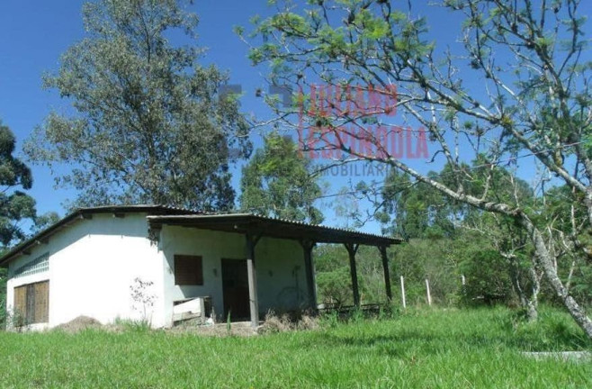 Imagem Imóvel com 2 Quartos à Venda, 28.600 m² em Passo Da Areia - Viamão