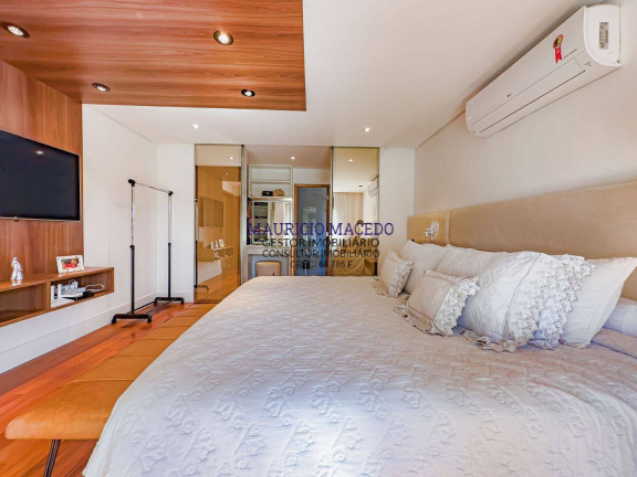 Imagem Casa com 4 Quartos à Venda, 360 m² em Alphaville - Santana De Parnaíba Imagem Casa com 4 Quartos à Venda, 360 m² em Alphaville - Santana De Parnaíba