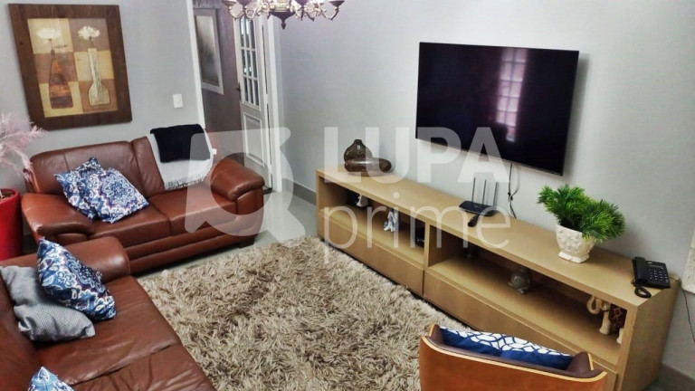 Imagem Casa com 3 Quartos à Venda, 146 m² em Jardim Guanca - São Paulo Imagem Casa com 3 Quartos à Venda, 146 m² em Jardim Guanca - São Paulo