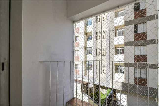 Imagem Imóvel com 1 Quarto à Venda, em Moema - São Paulo Imagem Imóvel com 1 Quarto à Venda, em Moema - São Paulo