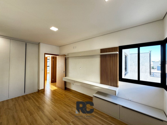 Imagem Sobrado com 3 Quartos à Venda, 205 m² em Mosaico Essence - Mogi Das Cruzes Imagem Sobrado com 3 Quartos à Venda, 205 m² em Mosaico Essence - Mogi Das Cruzes