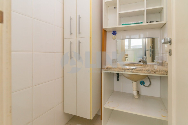 Imagem Apartamento com 2 Quartos à Venda, 88 m² em Moinhos De Vento - Porto Alegre