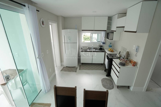 Imagem Apartamento com 2 Quartos à Venda, 135 m² em Meia Praia - Itapema Imagem Apartamento com 2 Quartos à Venda, 135 m² em Meia Praia - Itapema