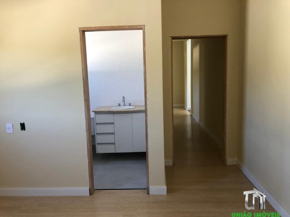 Imagem Casa com 3 Quartos à Venda, 153 m² em Condomínio Jardim Flamboyan - Bragança Paulista Imagem Casa com 3 Quartos à Venda, 153 m² em Condomínio Jardim Flamboyan - Bragança Paulista
