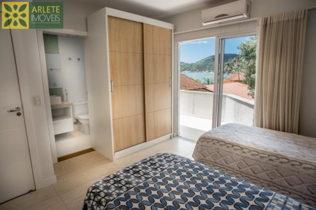 Imagem Casa com 4 Quartos à Venda, 529 m² em Vila Nova - Porto Belo