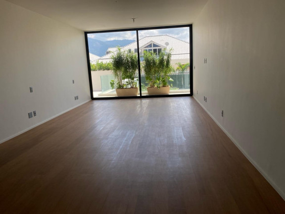 Imagem Casa de Condomínio com 5 Quartos à Venda, em Barra Da Tijuca - Rio De Janeiro Imagem Casa de Condomínio com 5 Quartos à Venda, em Barra Da Tijuca - Rio De Janeiro