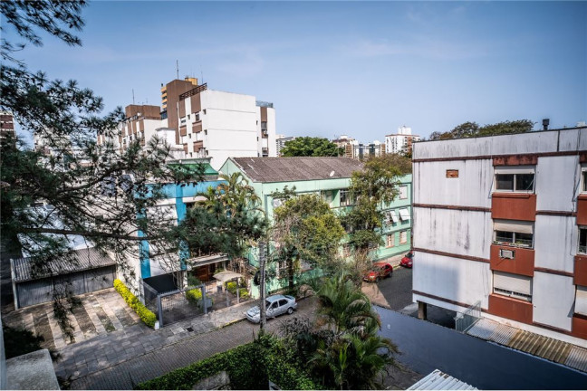 Imagem Imóvel com 3 Quartos à Venda, em Menino Deus - Porto Alegre Imagem Imóvel com 3 Quartos à Venda, em Menino Deus - Porto Alegre