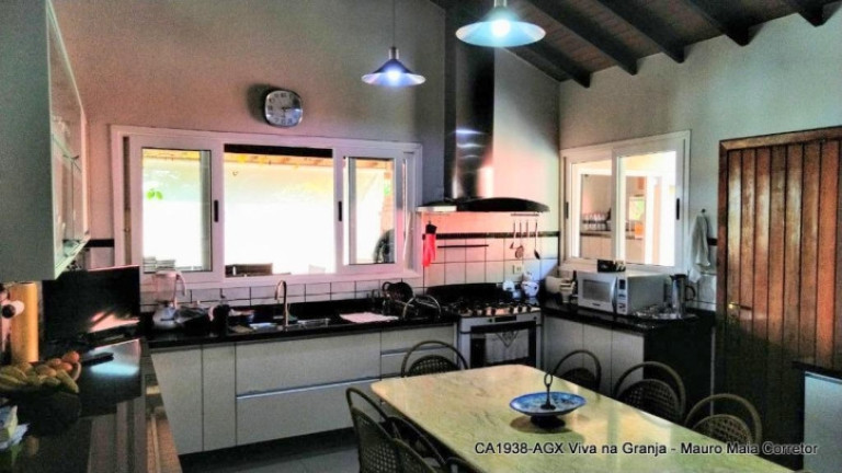 Imagem Casa com 4 Quartos à Venda, 3.200 m² em Chácara Dos Lagos - Carapicuíba Imagem Casa com 4 Quartos à Venda, 3.200 m² em Chácara Dos Lagos - Carapicuíba