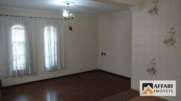 Casa com 3 Quartos para Alugar, 185 m² em Santo Antônio - Americana