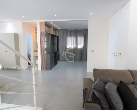 Imagem Casa com 3 Quartos à Venda, 300 m² em Anita Garibaldi - Joinville