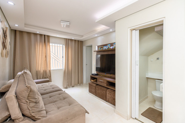 Imagem Casa com 2 Quartos à Venda, 66 m² em Vila Carmosina - São Paulo Imagem Casa com 2 Quartos à Venda, 66 m² em Vila Carmosina - São Paulo