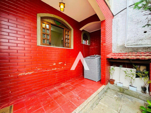 Imagem Casa com 1 Quarto à Venda, 61 m² em Vale Do Paraíso - Teresópolis