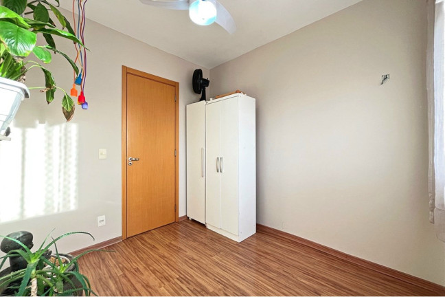 Imagem Apartamento com 3 Quartos à Venda, 82 m² em Santana - Porto Alegre