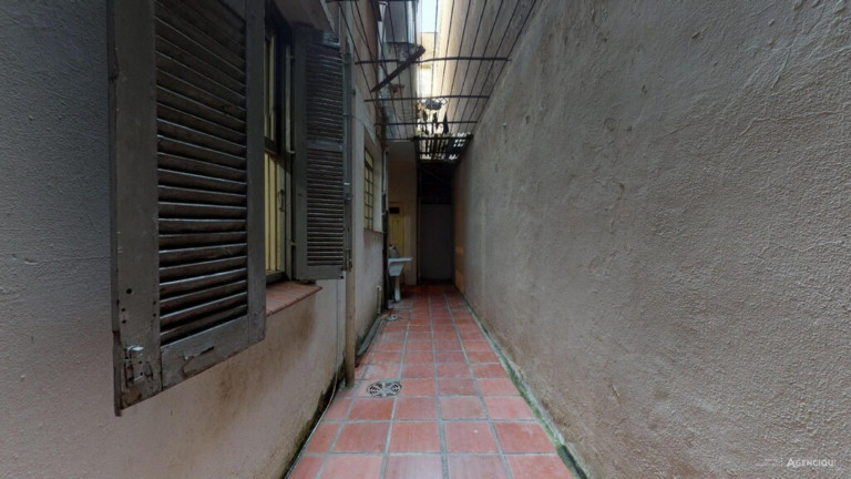 Imagem Imóvel com 2 Quartos à Venda, 68 m² em Centro Histórico - Porto Alegre Imagem Imóvel com 2 Quartos à Venda, 68 m² em Centro Histórico - Porto Alegre