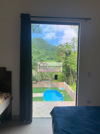 Imagem Casa com 3 Quartos à Venda, 480 m² em Caraguatatuba