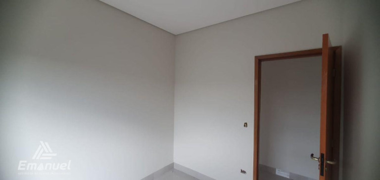 Imagem Casa com 2 Quartos à Venda, 140 m² em Santo Antônio - Campo Grande