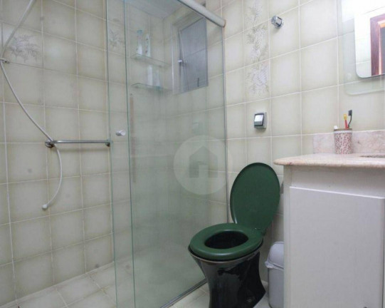 Imagem Casa com 3 Quartos à Venda, 295 m² em Santa Efigênia - Belo Horizonte Imagem Casa com 3 Quartos à Venda, 295 m² em Santa Efigênia - Belo Horizonte
