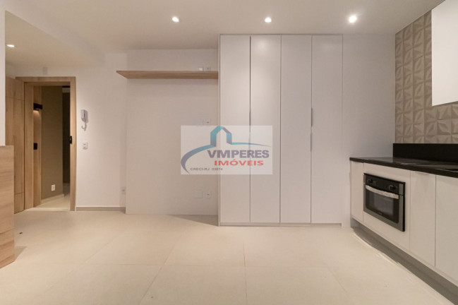 Imagem Apartamento com 1 Quarto à Venda, 42 m² em Copacabana - Rio De Janeiro Imagem Apartamento com 1 Quarto à Venda, 42 m² em Copacabana - Rio De Janeiro