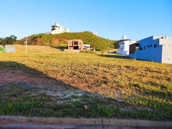Terreno à Venda, 240 m² em Residencial Reserva Do Valle - Volta Redonda