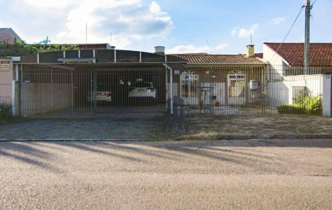 Casa com 3 Quartos à Venda, 304 m² em Vila Izabel - Curitiba