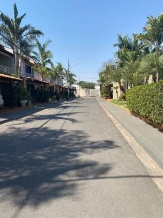 Imagem Sobrado com 3 Quartos à Venda, 170 m² em Cidade Alta - Cuiabá Imagem Sobrado com 3 Quartos à Venda, 170 m² em Cidade Alta - Cuiabá
