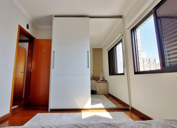 Imagem Imóvel com 4 Quartos à Venda, em Vila Mariana - São Paulo Imagem Imóvel com 4 Quartos à Venda, em Vila Mariana - São Paulo