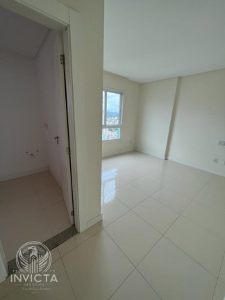 Imagem Apartamento com 3 Quartos à Venda, 130 m² em Centro - Balneário Camboriú Imagem Apartamento com 3 Quartos à Venda, 130 m² em Centro - Balneário Camboriú