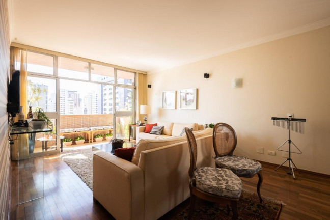 Apartamento com 3 Quartos à Venda, 180 m² em Itaim Bibi - São Paulo
