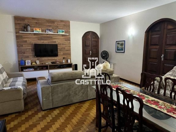 Imagem Casa com 3 Quartos à Venda, 400 m² em Jardim Shangri-la A - Londrina