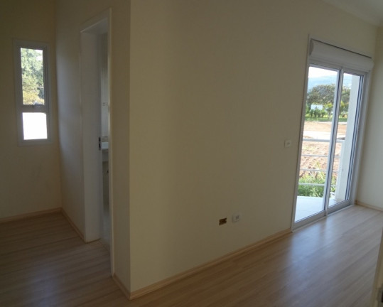 Imagem Casa com 4 Quartos à Venda, em Recanto Ecológico - Mairiporã Imagem Casa com 4 Quartos à Venda, em Recanto Ecológico - Mairiporã