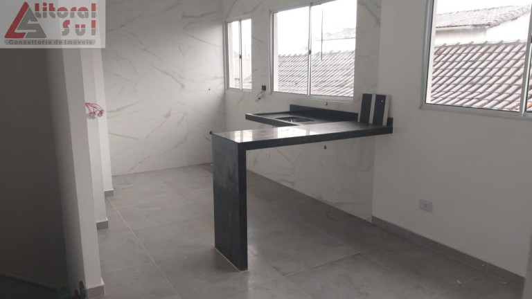 Imagem Casa com 2 Quartos à Venda, 50 m² em Maracanã - Praia Grande Imagem Casa com 2 Quartos à Venda, 50 m² em Maracanã - Praia Grande