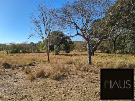 Imagem Chácara à Venda, 7.150.000.000 m² em Santo Hipólito Imagem Chácara à Venda, 7.150.000.000 m² em Santo Hipólito