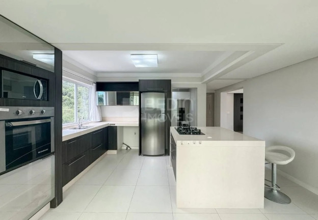 Imagem Apartamento com 4 Quartos à Venda, 219 m² em Pioneiros - Balneário Camboriú Imagem Apartamento com 4 Quartos à Venda, 219 m² em Pioneiros - Balneário Camboriú