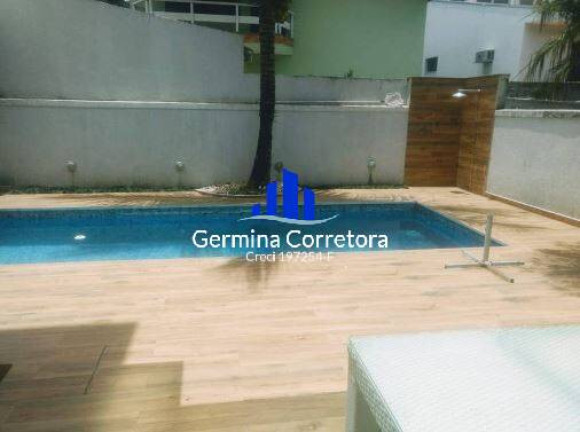 Imagem Casa com 4 Quartos à Venda, 300 m² em Green Valley Alphaville - Barueri Imagem Casa com 4 Quartos à Venda, 300 m² em Green Valley Alphaville - Barueri