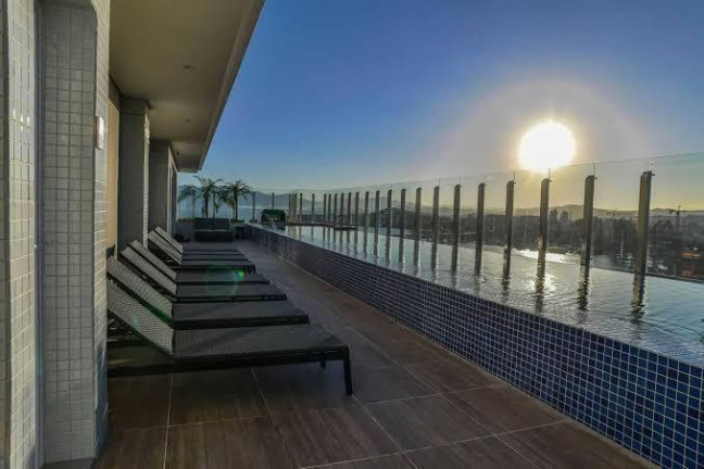 Imagem Apartamento com 2 Quartos à Venda, 73 m² em Centro - Florianópolis