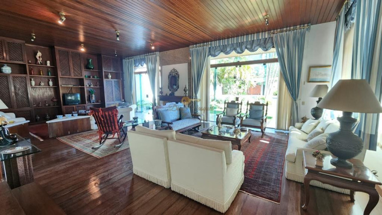 Imagem Casa com 7 Quartos à Venda, 881 m² em Alto - Teresópolis Imagem Casa com 7 Quartos à Venda, 881 m² em Alto - Teresópolis