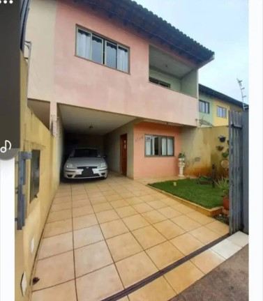 Imagem Casa com 3 Quartos à Venda, 118 m² em Centro - Arapongas