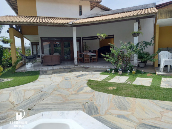 Imagem Casa com 4 Quartos à Venda, 255 m² em Jardim Petrópolis - Maceió Imagem Casa com 4 Quartos à Venda, 255 m² em Jardim Petrópolis - Maceió